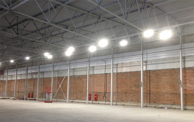 Поставка промышленных светодиодных светильников на завод Металлпрофиль